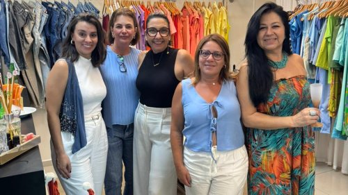 Bem Si quer Moda Feminina Fashion completa 1 ano de aniversário