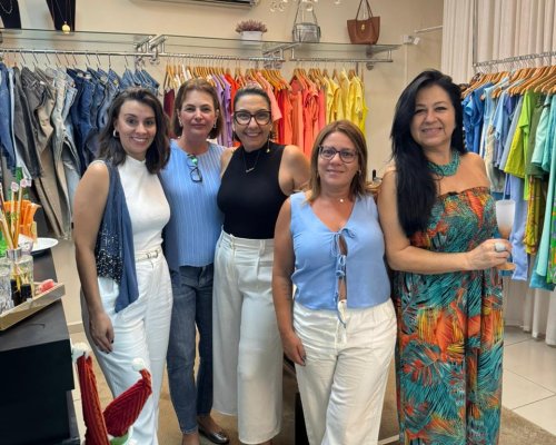 Bem Si quer Moda Feminina Fashion completa 1 ano de aniversário