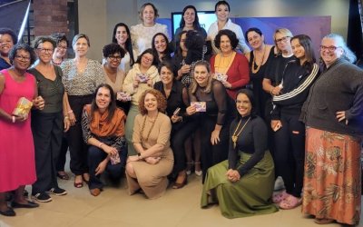 entre mulheres