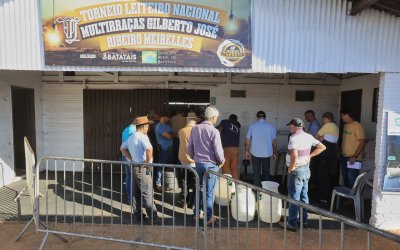 R$ 91 mil em jogo e muita tradição no ar: começou o Torneio Leiteiro da Festa do Leite de Batatais
