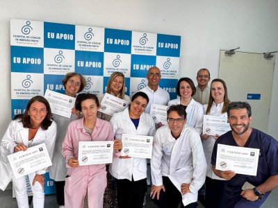 Hospital de Câncer de Ribeirão Preto é referência mundial em tratamento com laser para mucosite oral