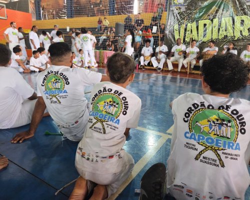 Capoeira ganha espaço na USP com workshops gratuitos do Projeto Arte e Ginga em Ribeirão Preto