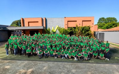 Resolv celebra 30 anos com homenagem a colaboradores e líderes