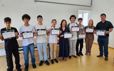 Alunos da rede municipal de Ribeirão Preto recebem premiação nacional da OBMEP
