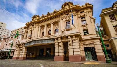 Theatro Pedro II oferece 180 ingressos gratuitos nesta semana