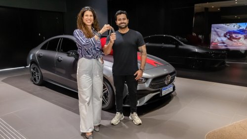 Campanha de Natal entrega carros a clientes da região