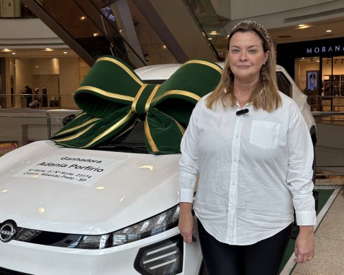 ShoppingSantaÚrsula premia cliente com carro 0 km