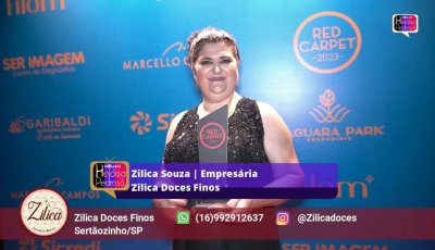 Zilica Souza recebe prêmio Red Carpet 2023
