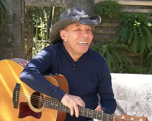 O cantor Chrystian, que já formou dupla sertaneja com Ralf, morreu nesta quarta-feira (19), aos 67 anos.