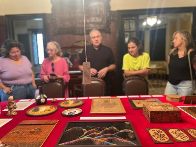 Último dia da exposição Inventário terá visita guiada, bate-papo e café com os artistas