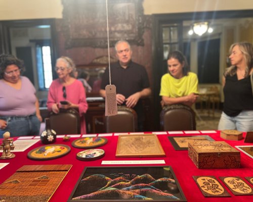 Último dia da exposição Inventário terá visita guiada, bate-papo e café com os artistas