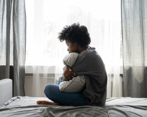 Setembro Amarelo: solidão se torna desafio de saúde pública global, alerta a OMS