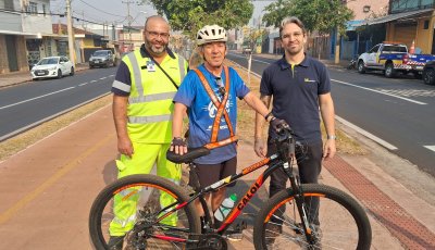Entrevias orienta ciclistas a pedalar em segurança