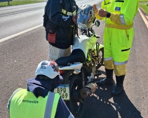 Entrevias promove ação de segurança para motociclistas em Sertãozinho