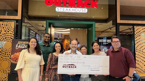 Outback Steakhouse e Instituto Eurípedes Barsanulfo firmam parceria em prol de idosos em situação de vulnerabilidade 