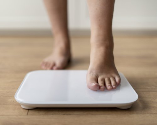 Por que tantas dietas falham? Nutricionista explica como emoções e rotina influenciam a alimentação