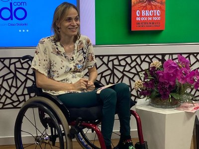 ShoppingSantaÚrsula recebe lançamento do primeiro livro de Poliana David