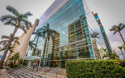 ShoppingSantaÚrsula promove ações sociais com McDia Feliz, doações e sessão de cinema