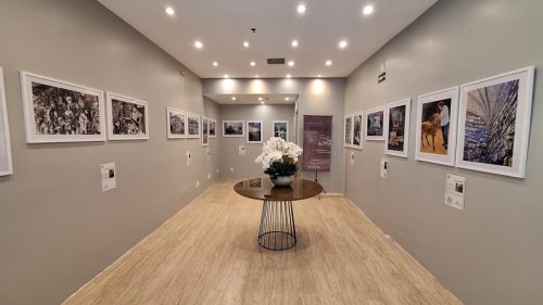 Exposição fotográfica gratuita no ShoppingSantaÚrsula convida a revisitar memórias até 27 de janeiro