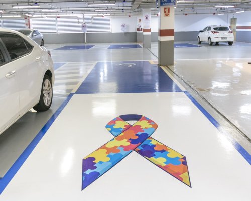 Abril Azul: iniciativas do RibeirãoShopping reforçam a inclusão e o acolhimento para pessoas com espectro autista